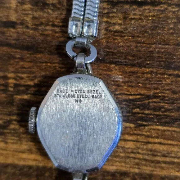 Lot Of 6 Women's Vintage Watches Including Miykon & Seiko NOT WORKING READ - Picture 12 of 16